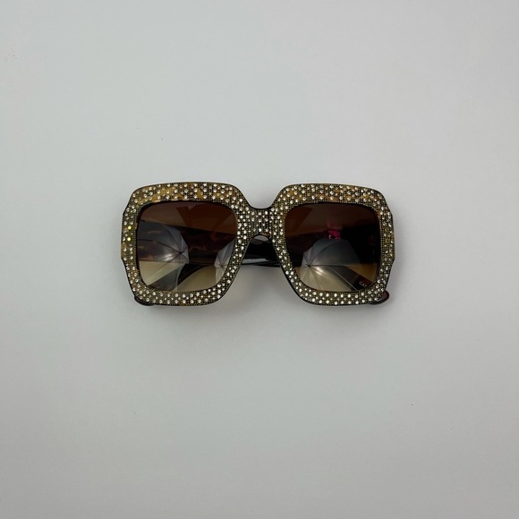 Luxury Leopard Print Sunglasses - Picture 3 of 6